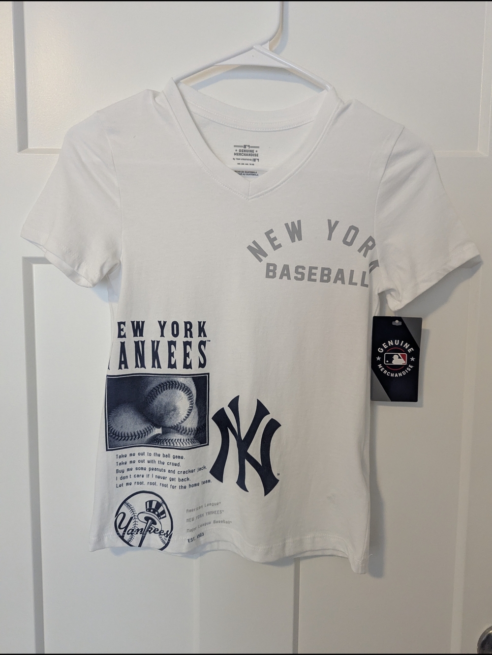 Genuine Merchandise White New York Yankees Baseball Kids T-Shirt